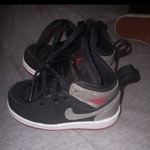Toddler unisex Jordan shoes